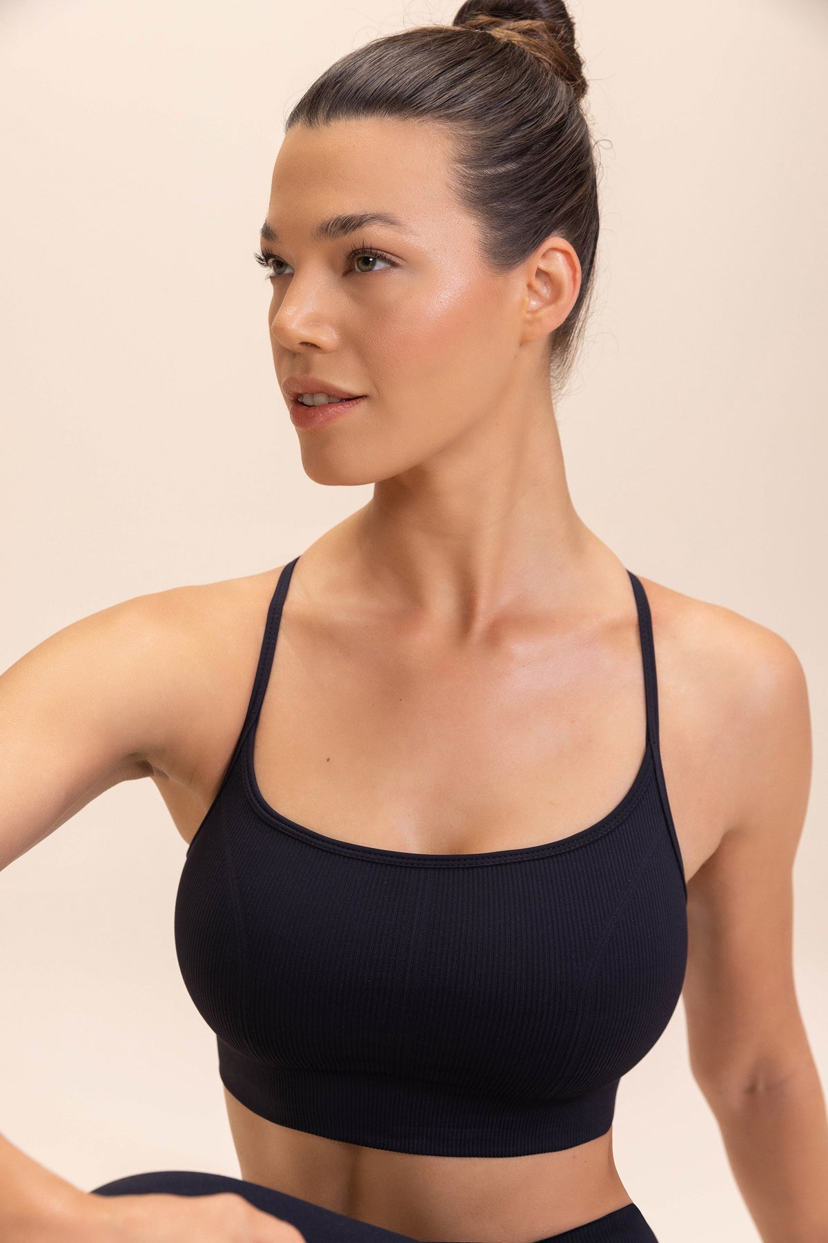 Explore Seamless Sports Bra