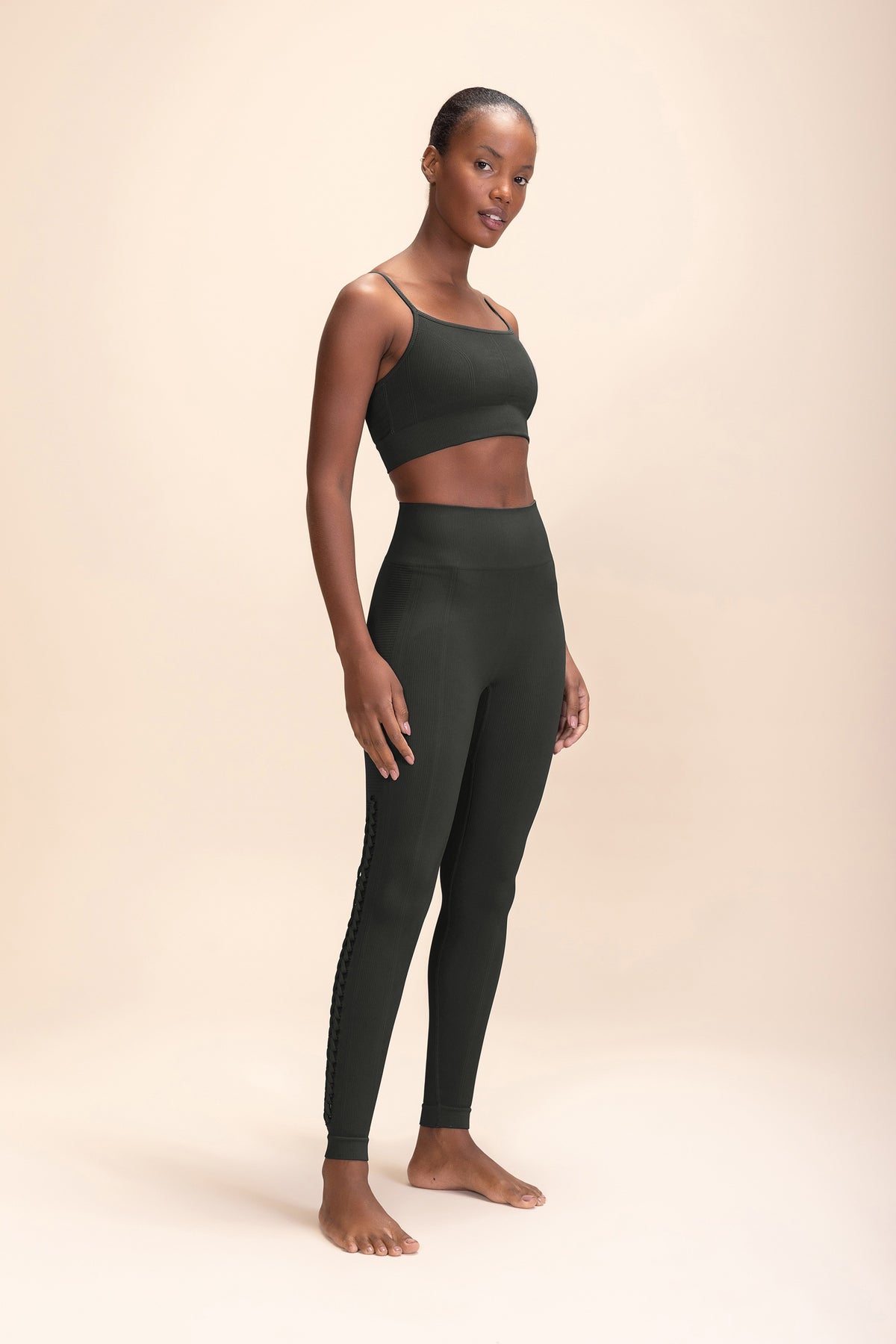 Explore Seamless Leggings