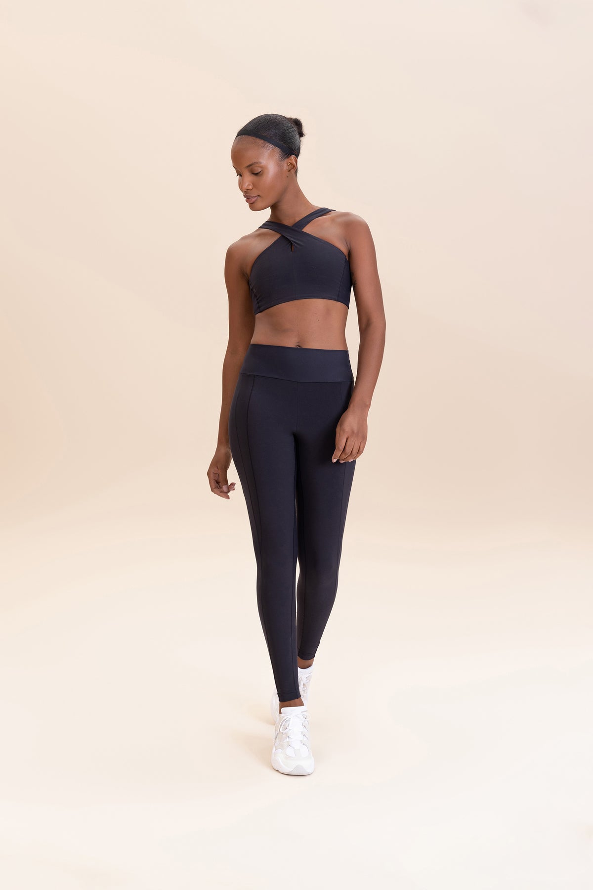 Cross Easy Stretch Sports Bra