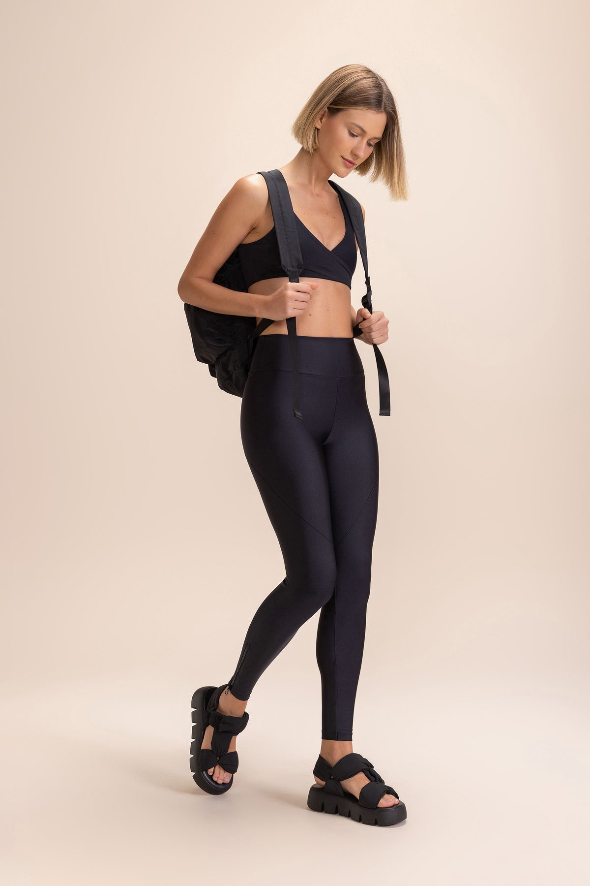 Zip Shine Leggings