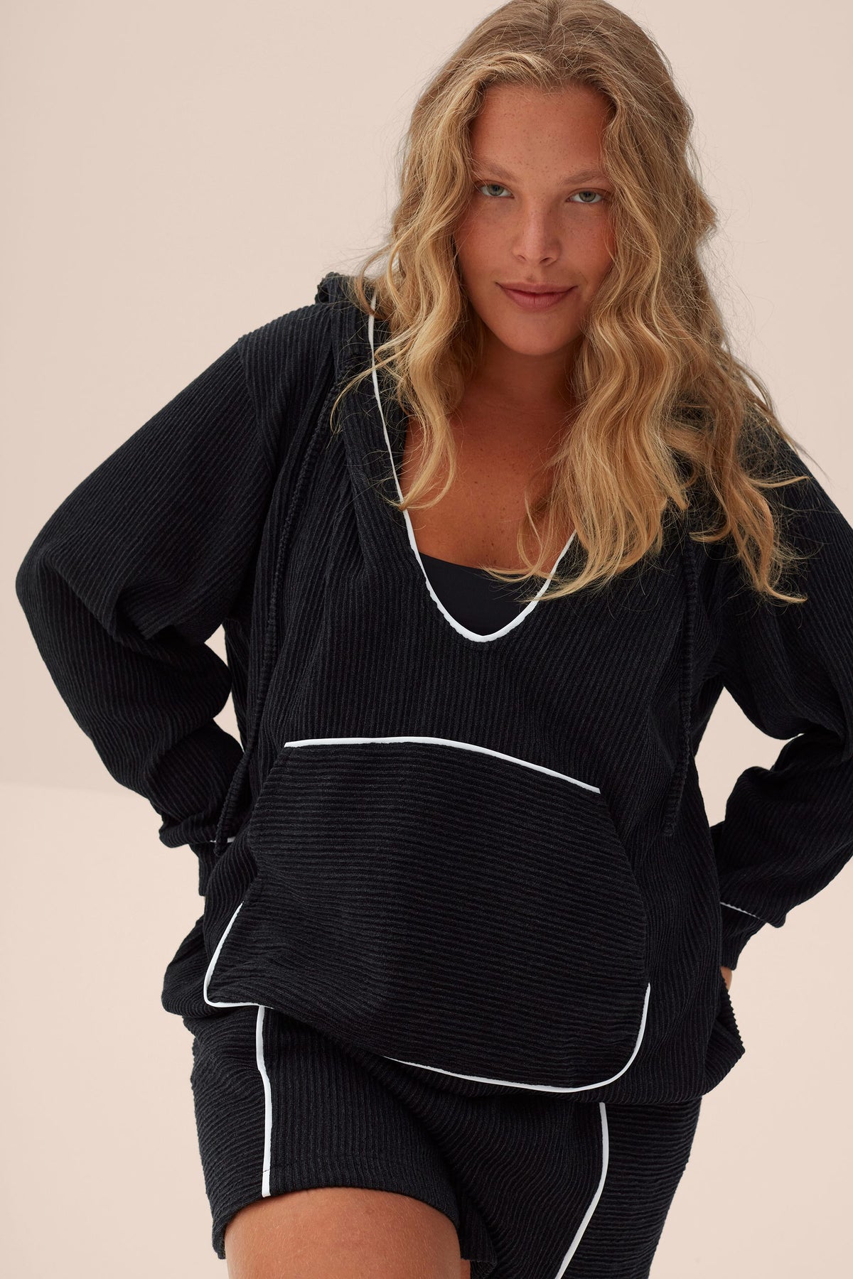 Bold P&B Maxi Sweatshirt